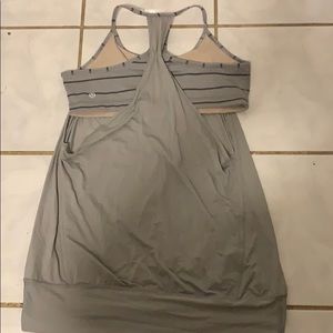 Lululemon tank top with built in bra